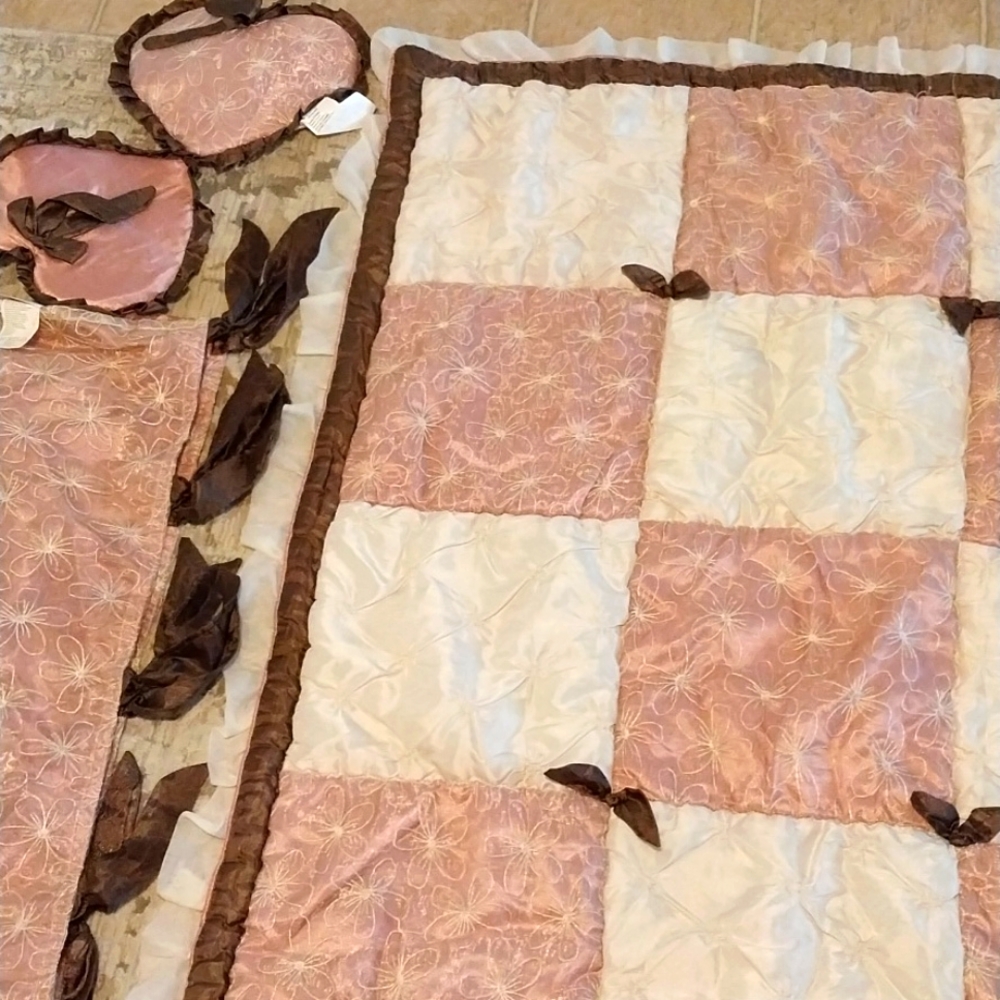 Beautiful baby girl 5pcs crib set